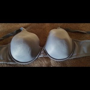42C light gray bra